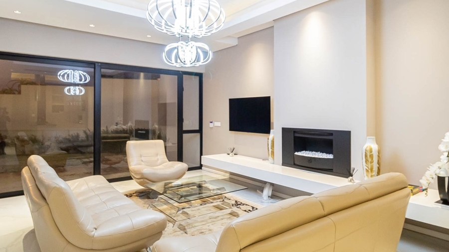 5 Bedroom Property for Sale in Bloubergstrand Western Cape